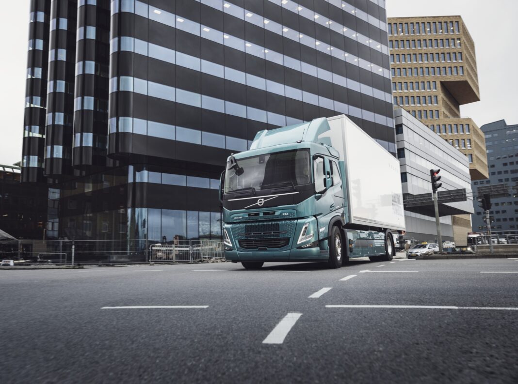 Predaj elektrických nákladných vozidiel Volvo Trucks