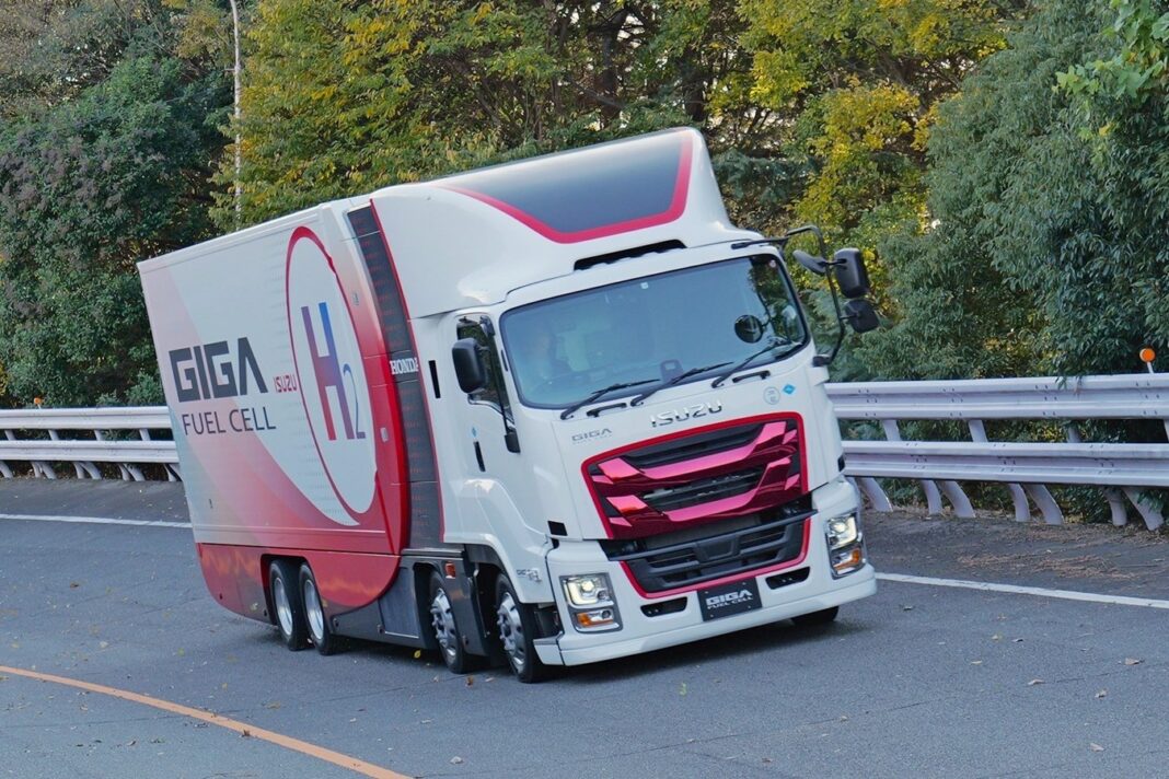 GIGA FUEL CELL truck
