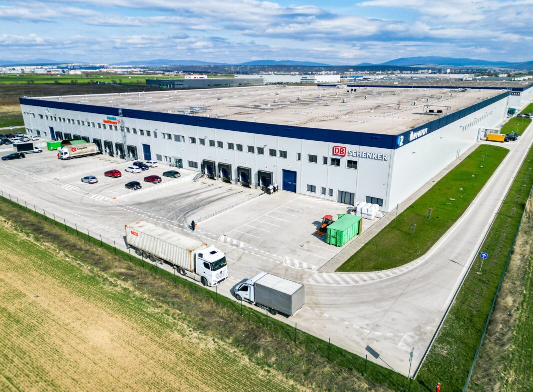 Logistické centrum DB Schenker na Slovensku