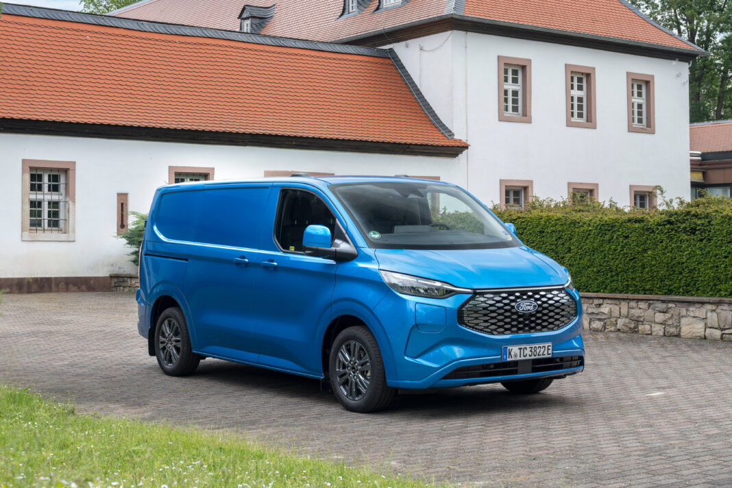 Ford E-Transit Custom prvá jazda