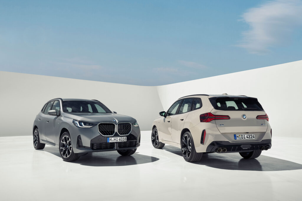 BMW X3 M50i