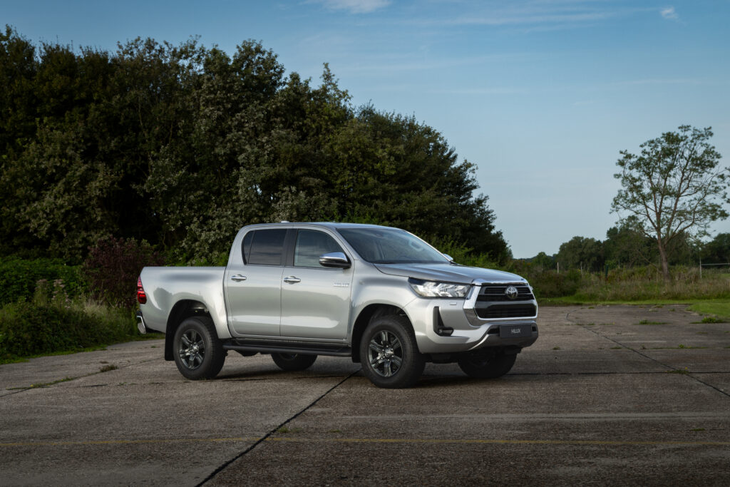 Toyota Hilux 48V Hybrid